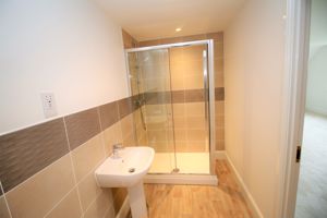 En suite- click for photo gallery